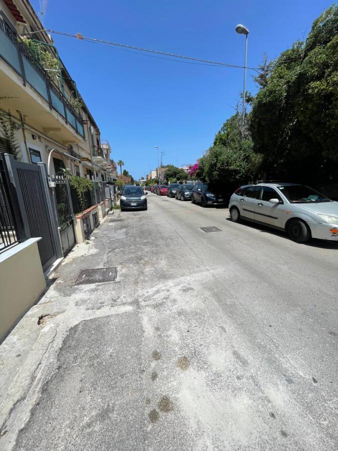 Sapirimari, Casa A Pochi Passi Dalla Spiaggia Palermo Exterior photo